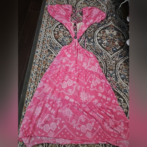 Vestique Pink Maxi Dress - Picture 4 of 12